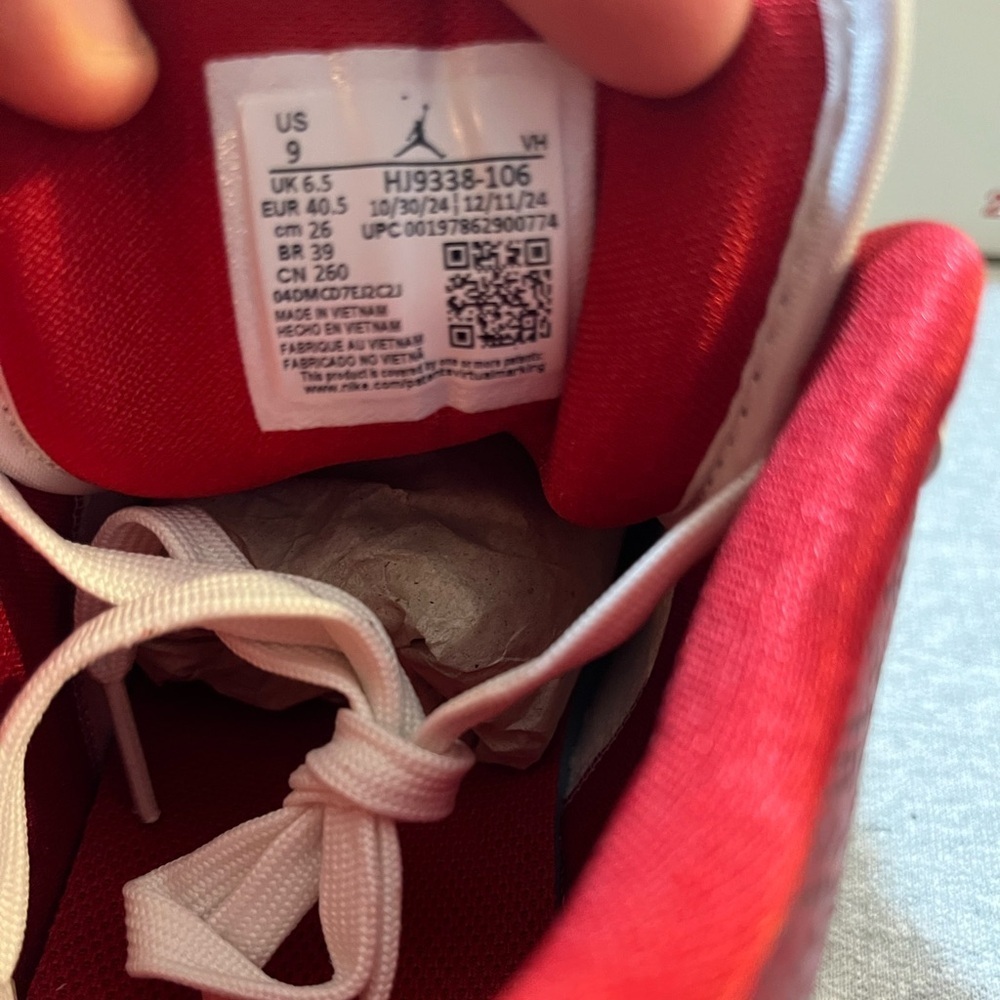 Nike Air Jordan 1 Low SE "Cracked Ruby" Sail Red Women's Shoe Size 9 HJ9338-106 - Picture 10 of 11